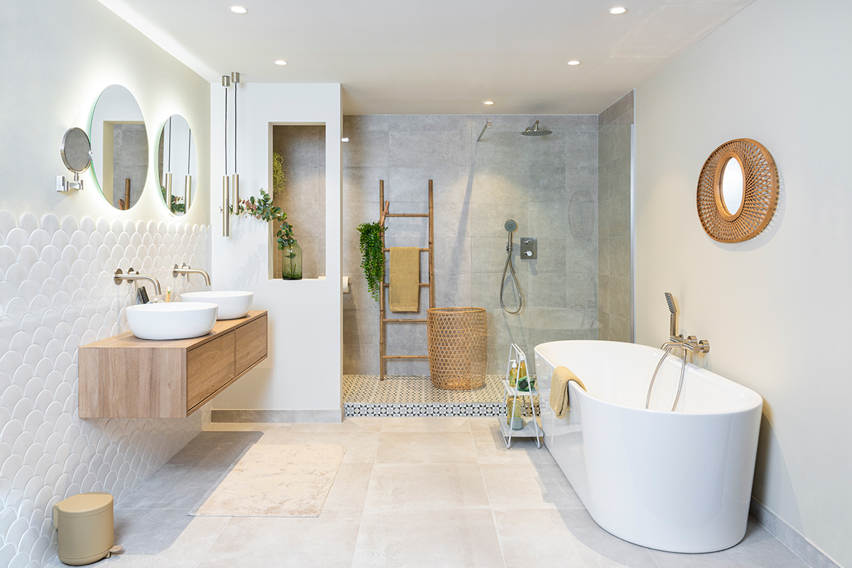 Badkamerrenovatie en Vernieuwing: Tips voor een Functionele en Stijlvolle Badkamer